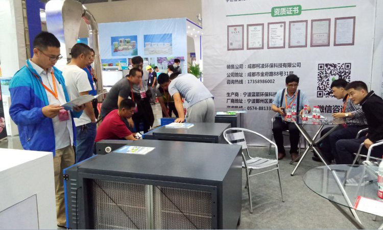 我公司産品參加重慶酒店(diàn)用(yòng)品展備受關注!